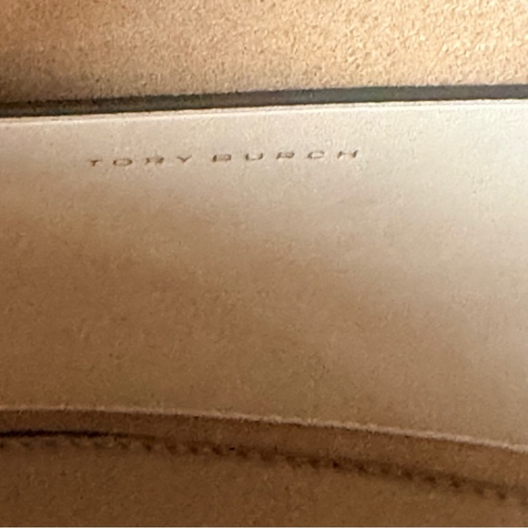 Tory Burch T Monogram Contrast Embossed Bucket Bag - New Ivory NWT - Picture 9 of 11